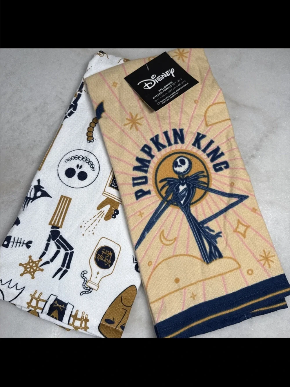 Disney Nightmare Before Christmas NWT Pumpkin King Kitchen Towel Set